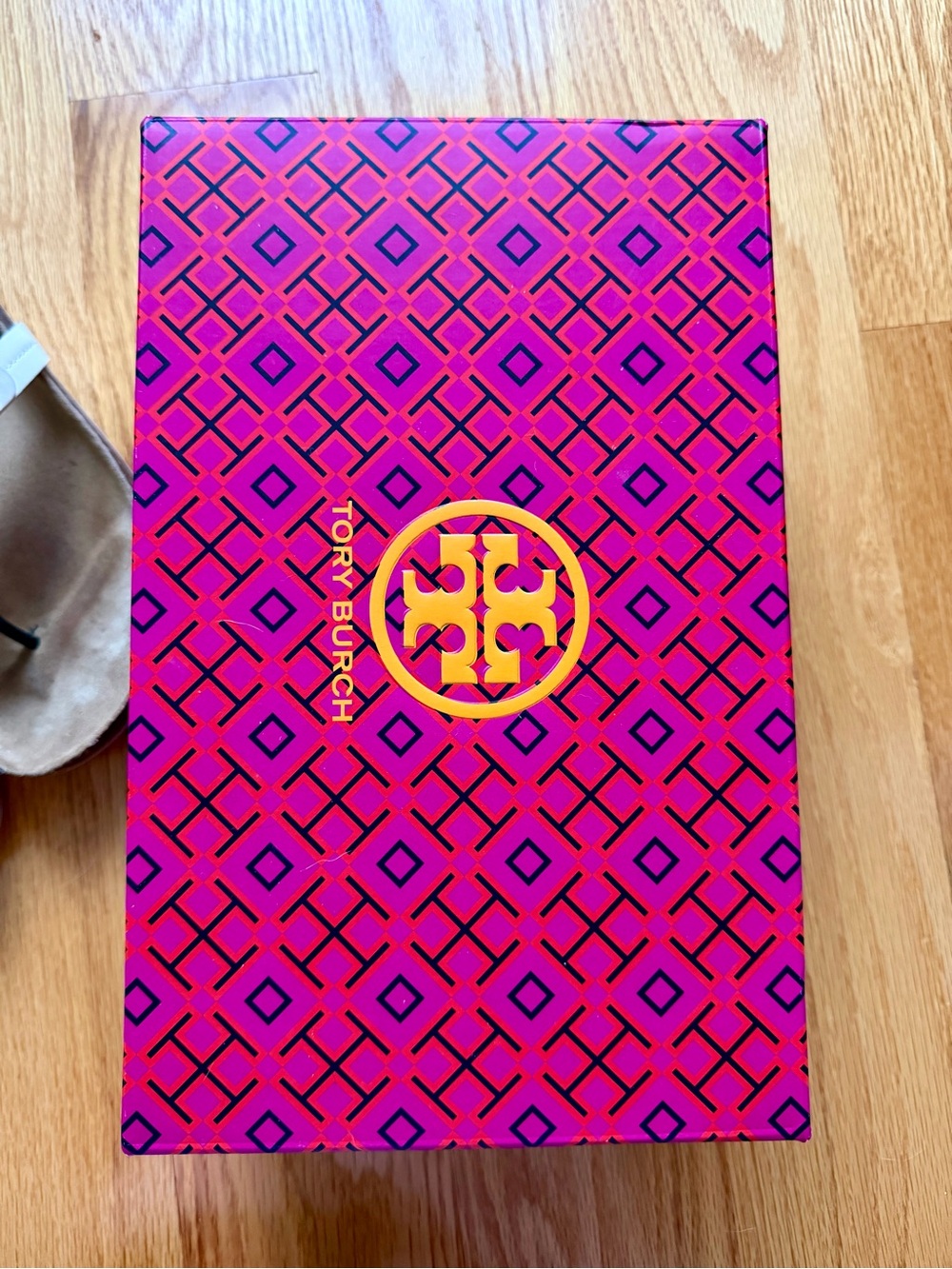 Tory Burch Miller Cloud, Spring Lavender / Perfect Black / Sandals! - Picture 11 of 12